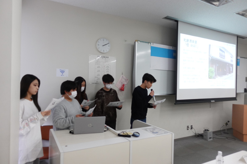 学生目線マップに紹介する予定の店舗の記事をマップ班が紹介