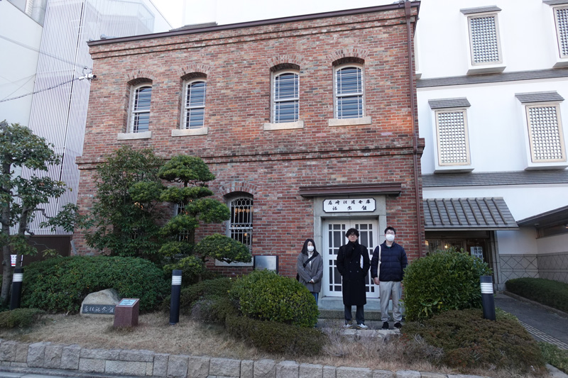 尼信記念館には閉館時刻を過ぎてようやく到達しました。