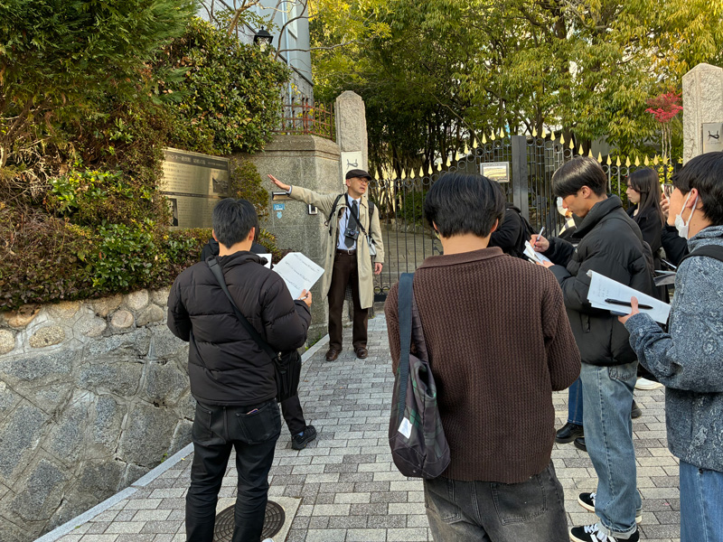 ハンター迎賓館の看板で、この場所と人文地理学の講義で習った阪神工業地帯の歴史がつながりました。
